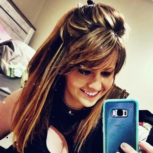 Meet your Posher, Kelsi